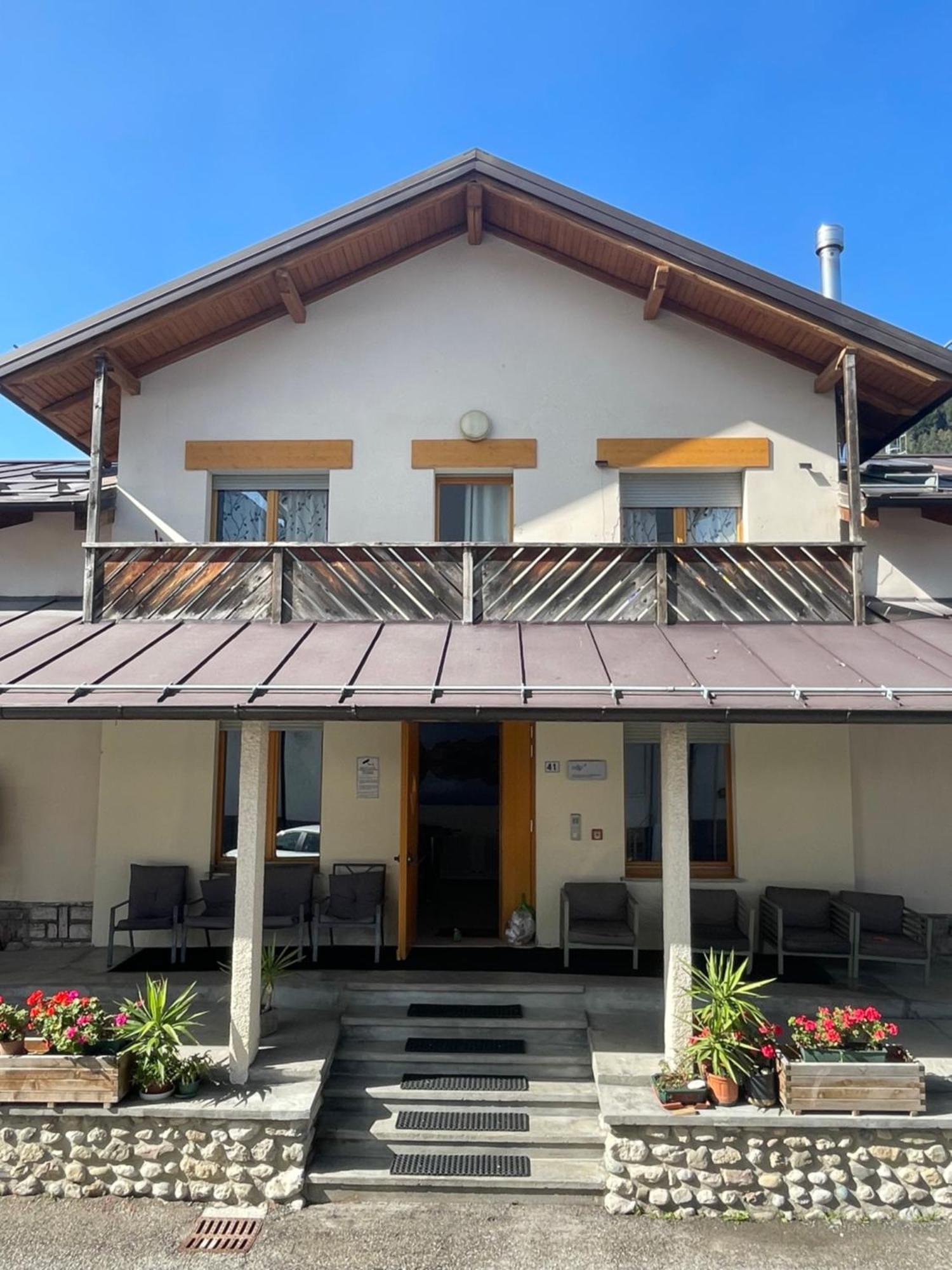Готель Lunga Via Delle Dolomiti Calalzo di Cadore Екстер'єр фото